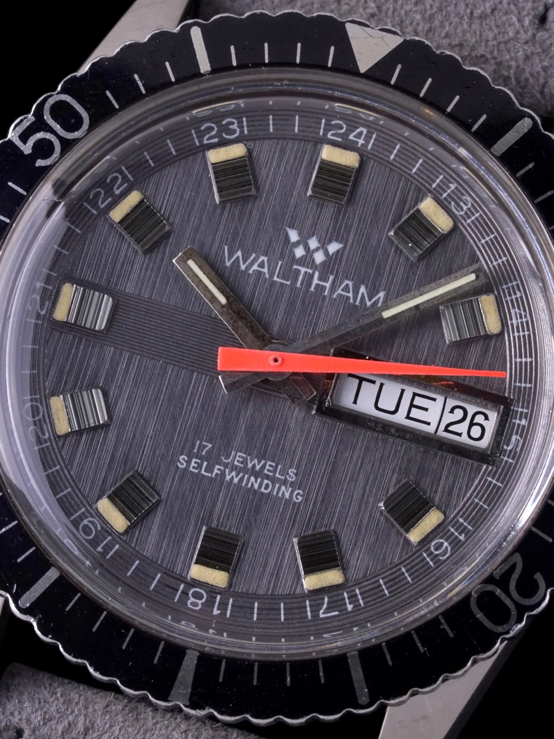 1970s Waltham Automatic Day-Date