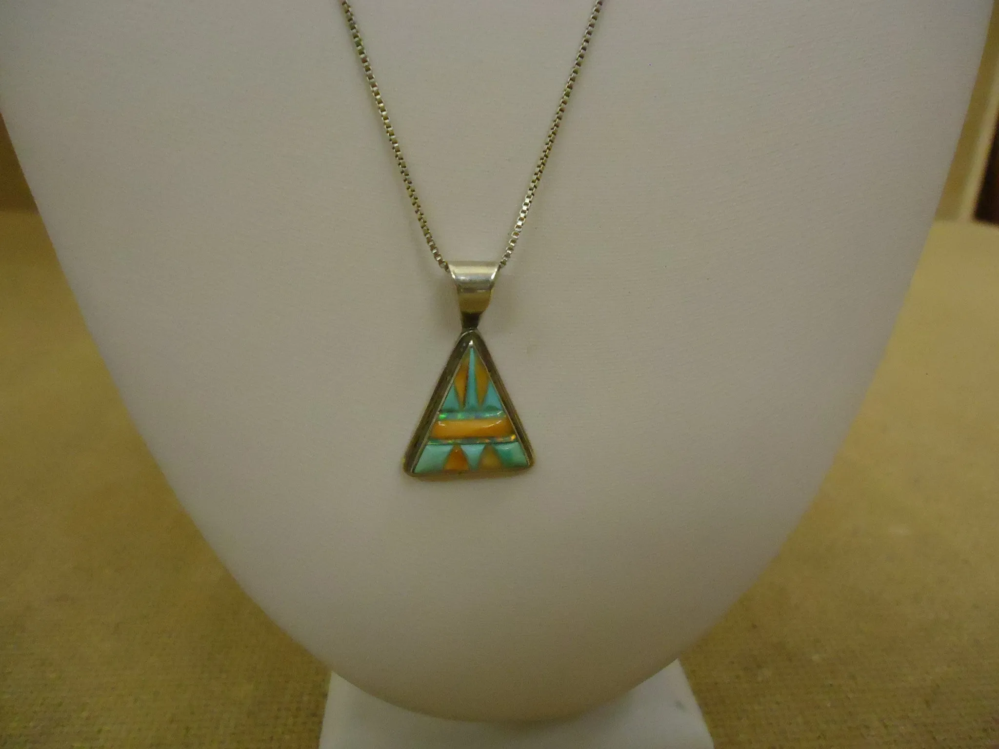 Designer Fashion Necklace 16in L Triangle Chain Dangle Female Adult Silver/Green -- Used