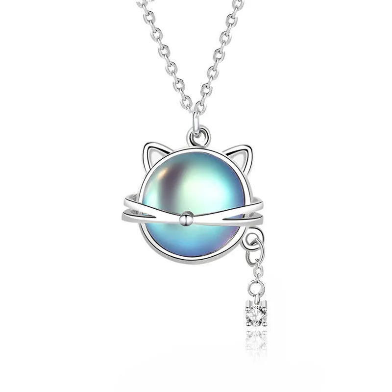 Silver Whisker Moonstone Necklace