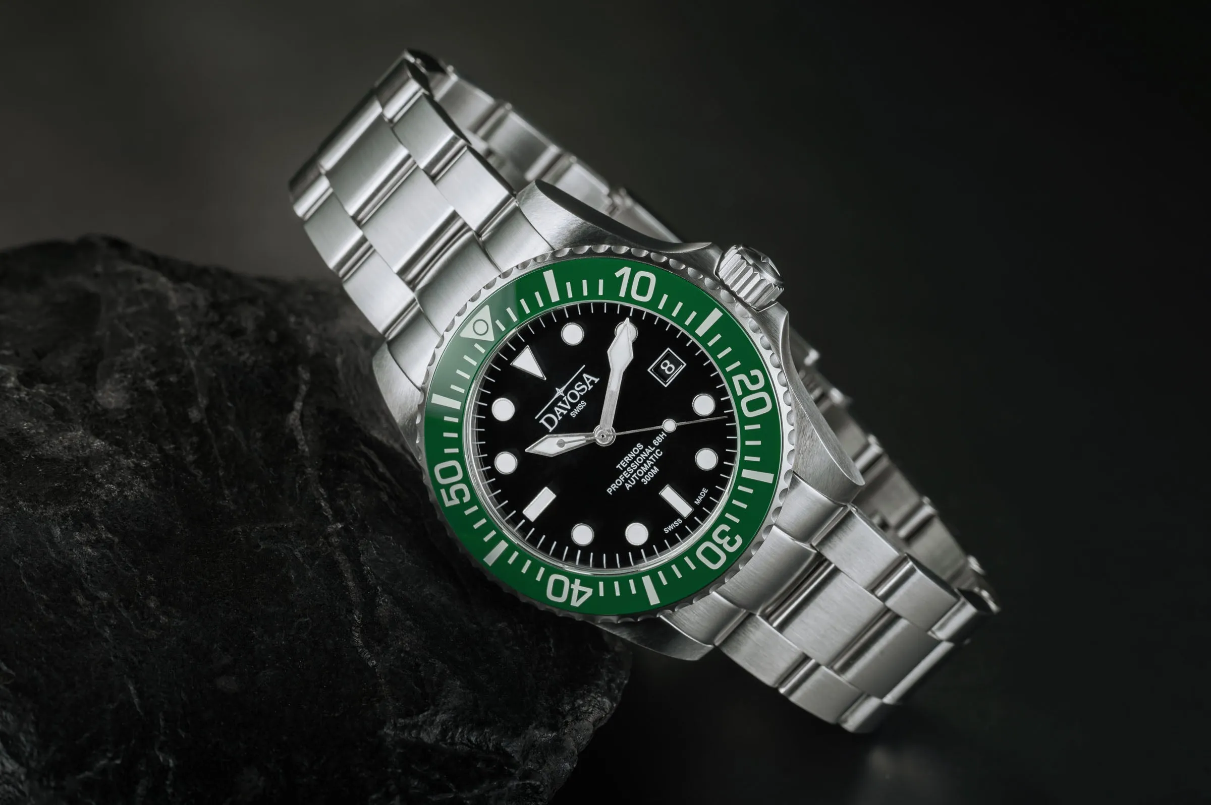 Ternos Professional 68h Automatic 300m Black Blue Green Diving Watch Collection