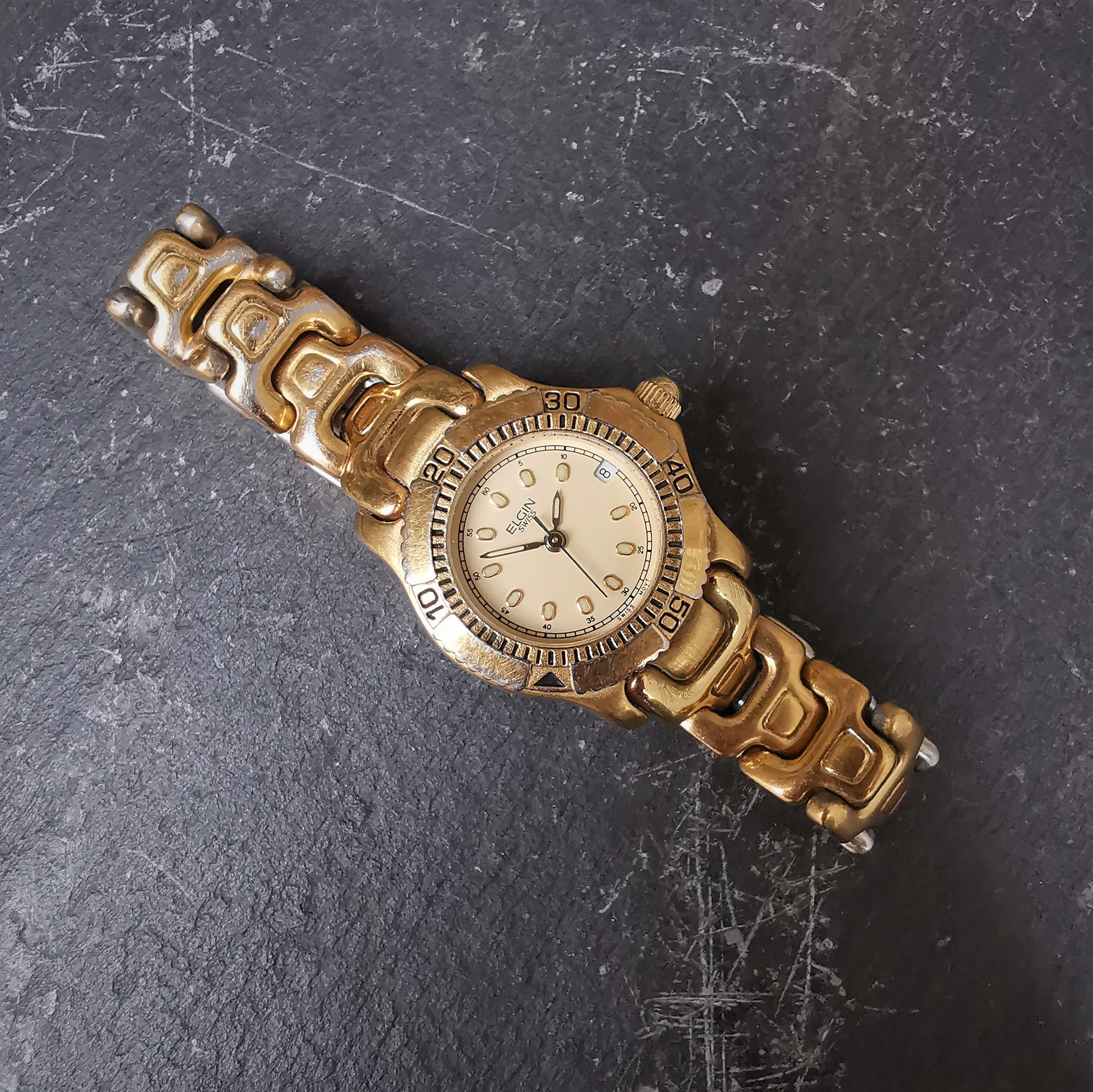 Vintage ELGIN Gold Plated Women's Quartz Watch // With Rotating Bezel And Date Display